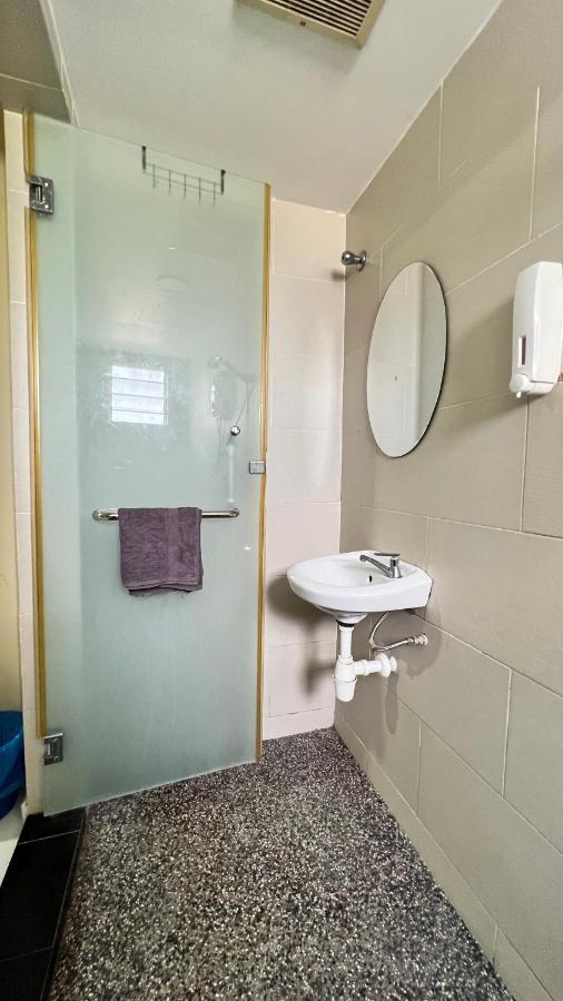 Hotel Lavender Inn Malacca Екстериор снимка